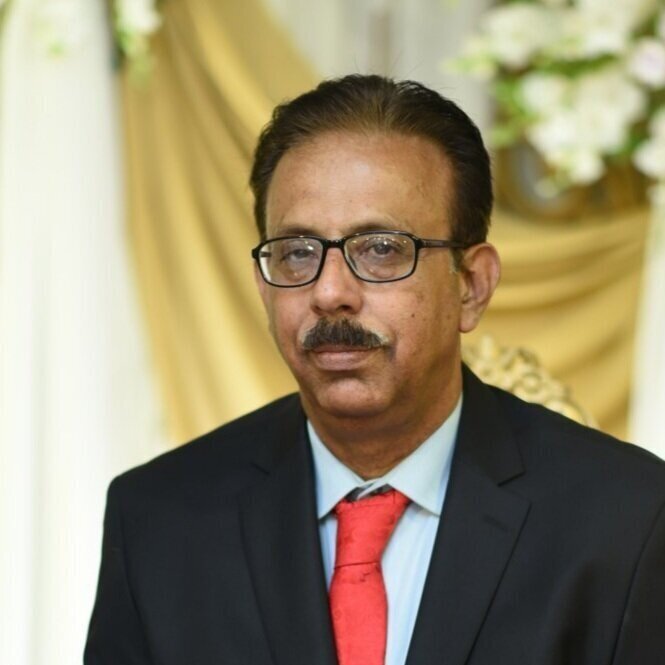  Arif Makhdum is CottonConnect’s Country Manager for Pakistan . 